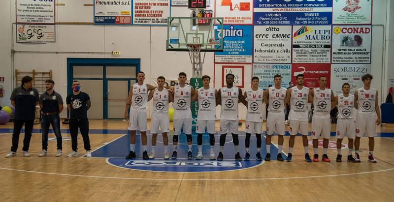 Foto squadra BasketCecina 2021