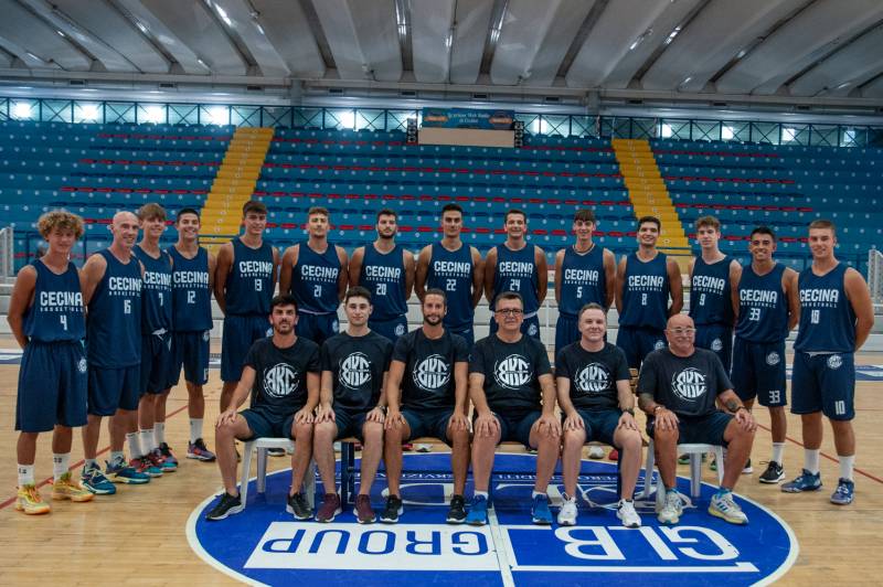 Foto squadra BasketCecina 2024