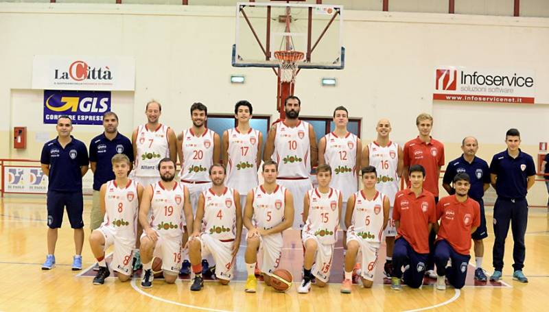 Foto squadra Campli Basket 2015