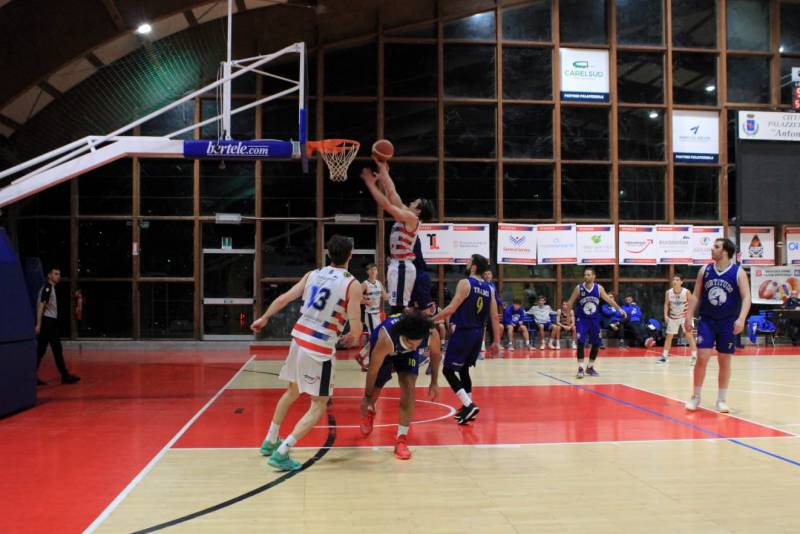 L'Academy batte Brindisi e resta in corsa per un posto nei playoff e la salvezza diretta in 40' 
