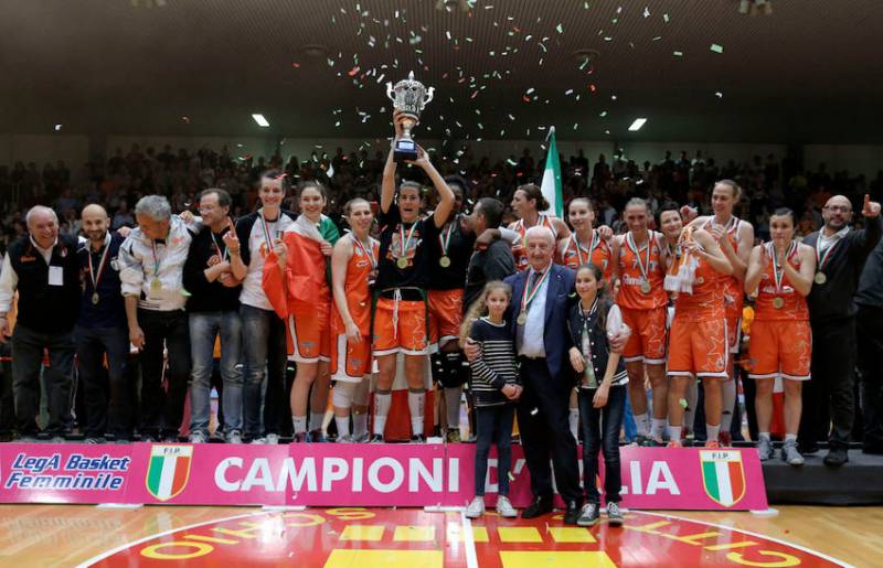 Famila_Wuber_Schio_vince_il_settimo_scudetto_della_sua_storia.jpg