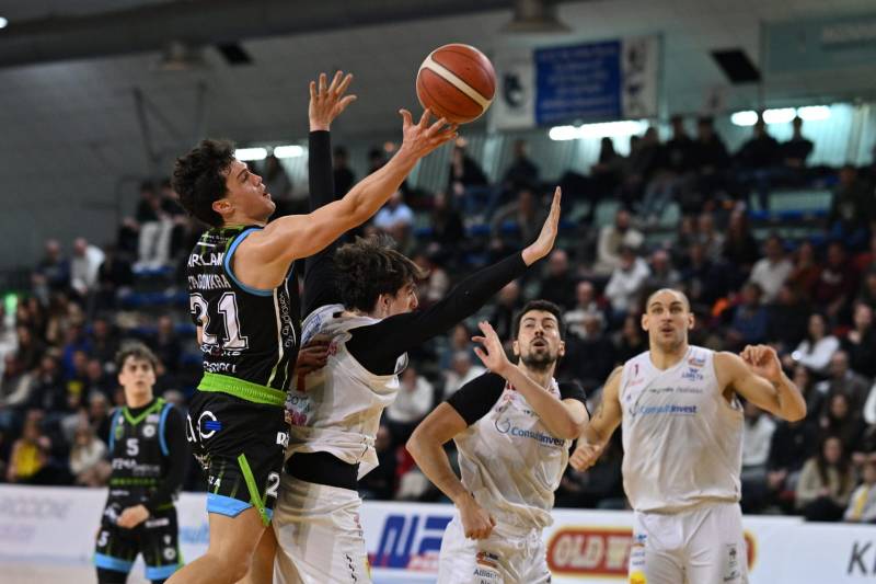 La Tema Sinergie perde a Pesaro 