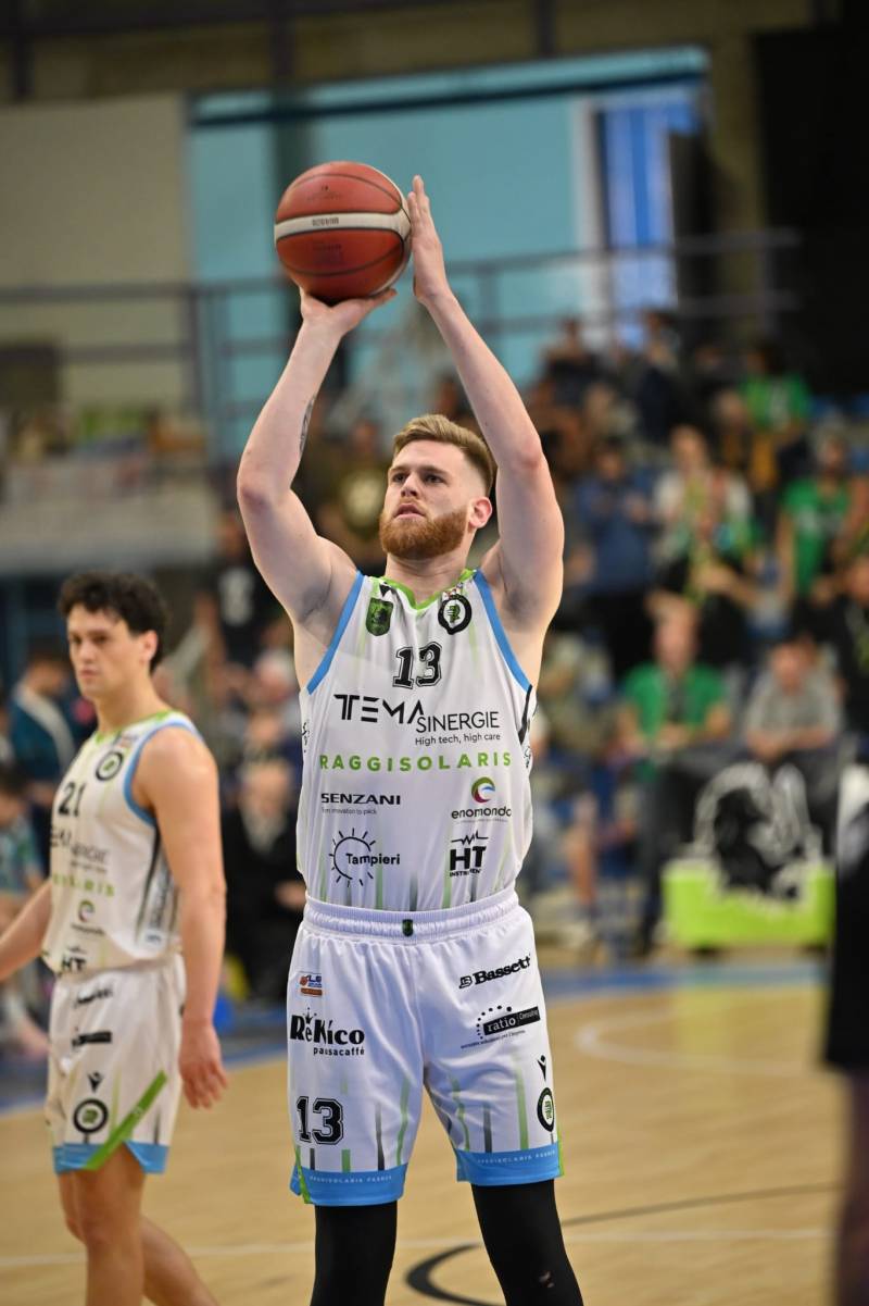 La Tema Sinergie conquista i play off. Superata Solbat Piombino nello spareggio play-in 