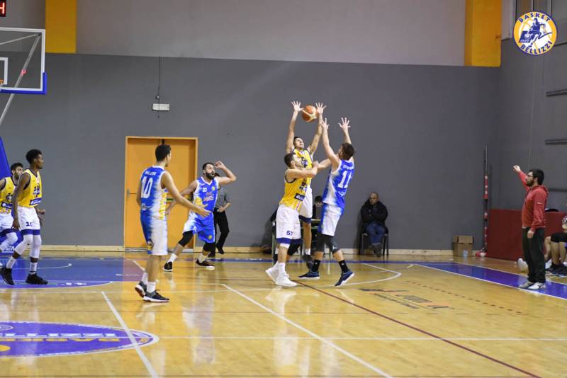 Semprefarmacia.it Basket Bellizzi sconfitto al "PalaSilvestri": Salerno vince 88-71 