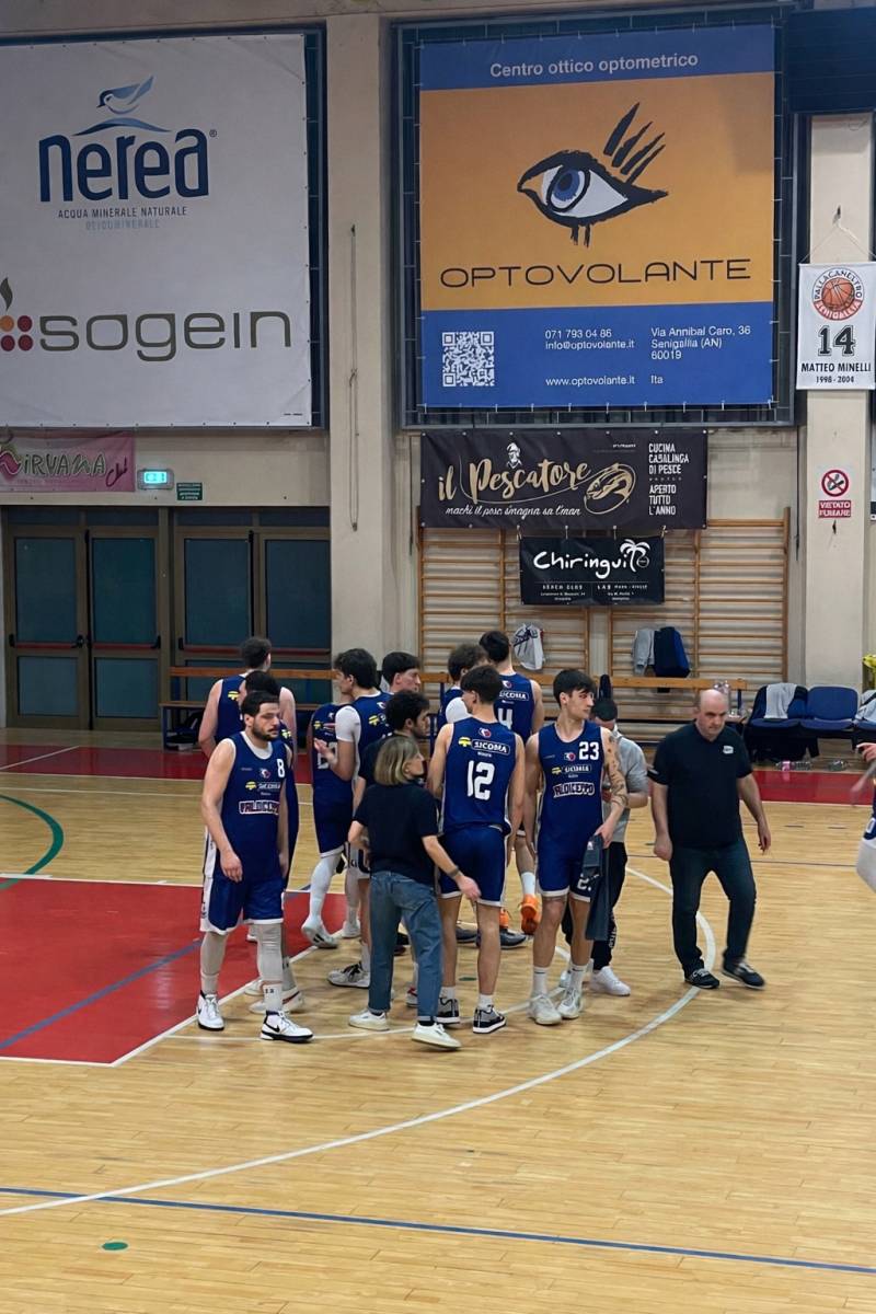 Buon avvio, poi la rimonta di Senigallia: alla Sicoma non basta la reazione finale 