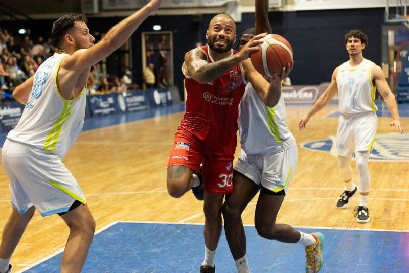Teghini stronca Ragusa, Cassino si prende il vantaggio nella serie: 2-1 