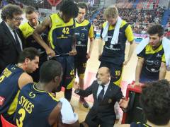 Pallacanestro_RECANATI_TIMEOUT_coach_Giancarlo_SACCO_2014-2015.jpg
